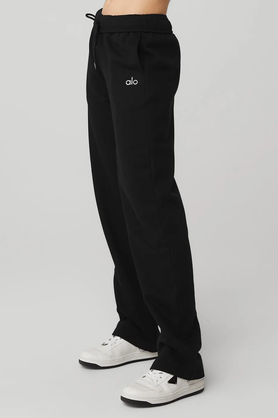 Accolade Straight Leg Sweatpant - Black