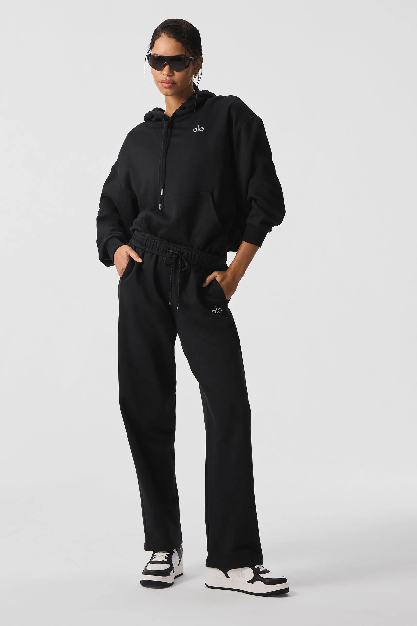 Accolade Straight Leg Sweatpant - Black