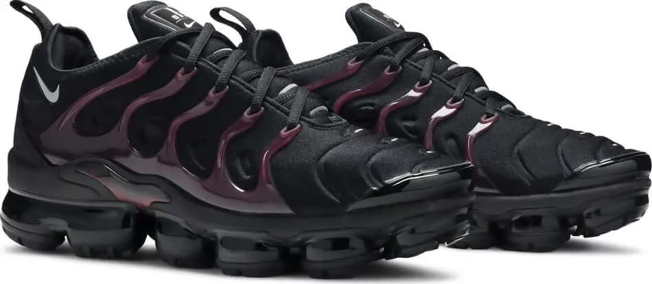 Air VaporMax Plus 'Black Noble Red'