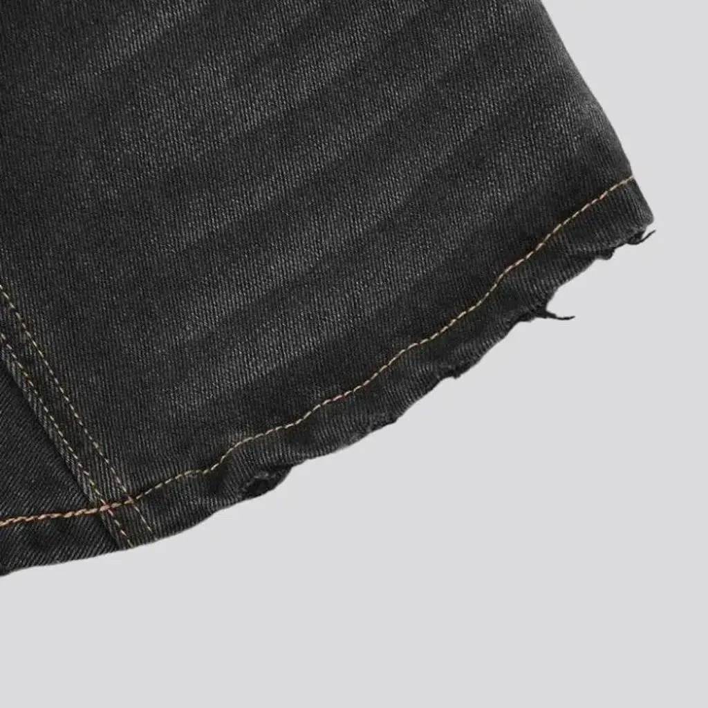 Distressed men's straight jeans