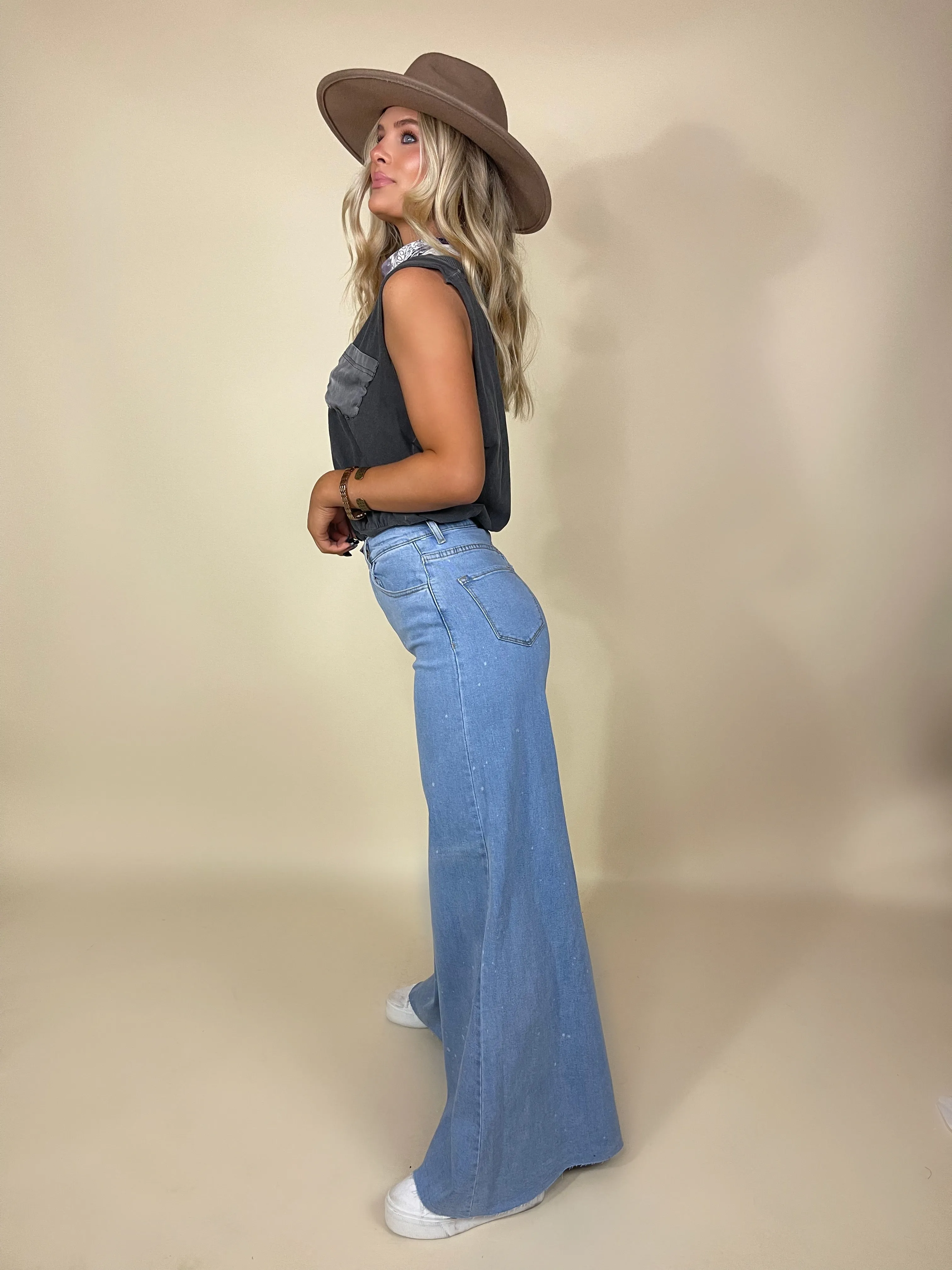 Dolly Ultra Wide Leg Jean