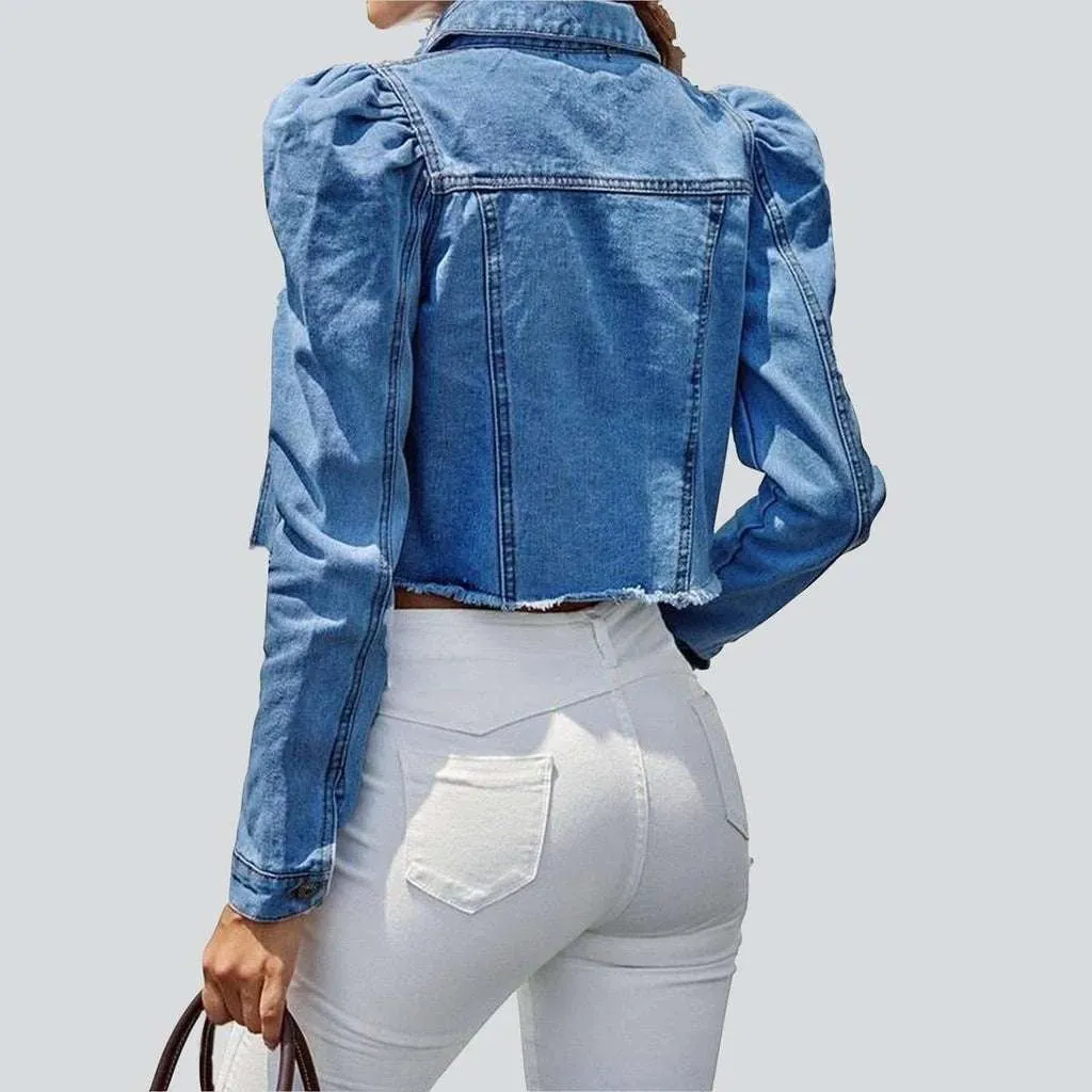 Short women's jeans jacket